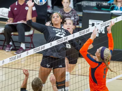 A&M Wins Tournament Title Despite 3-2 Loss to UTSA