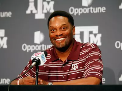 Sumlin Announces Defensive Staff Responsibilities