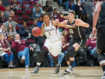 Women's Basketball Defeats Vanderbilt in SEC Opener, 75-61