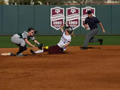 #23 Softball Wins Both on Second Day of Mary Nutter Classic