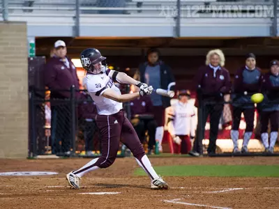 #22 Softball Knocks Off Houston 6-3 in Midweek Contest