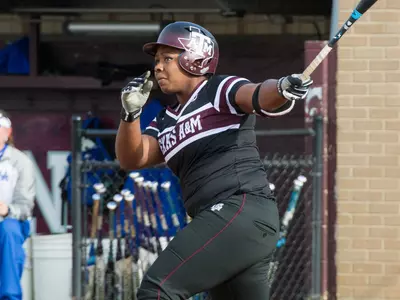 Late Inning Rally Helps No. 19 Aggies to Win over Mississippi State