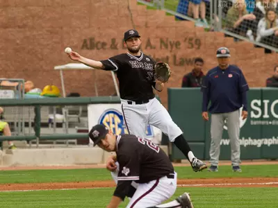 A&M Sweeps Auburn to Improve to 21-0