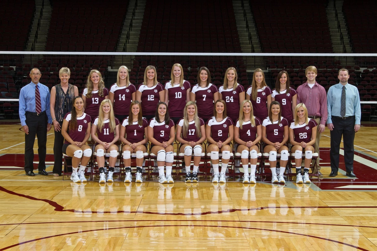 2011 Volleyball Team Picture