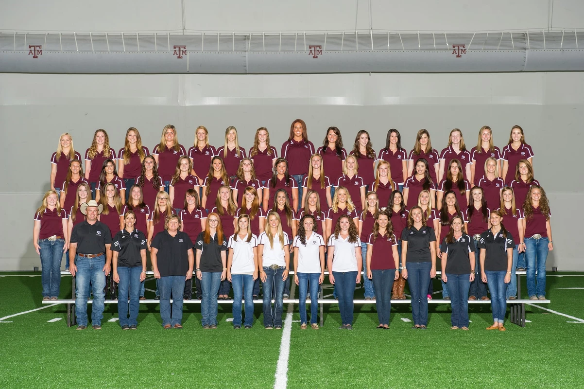 2013-14 Equestrian Team Picture