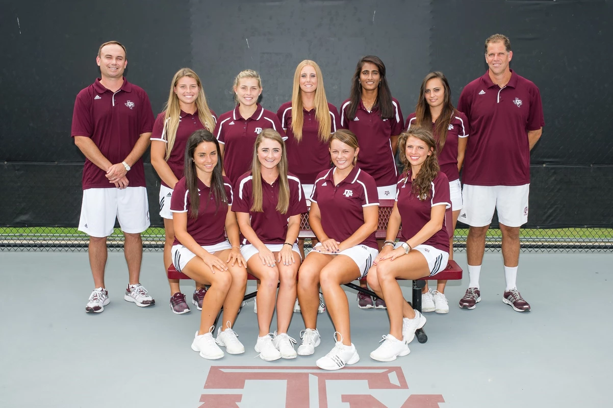 2013-14 Women's Tennis Team Picture