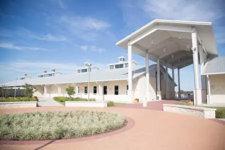 Equine Complex