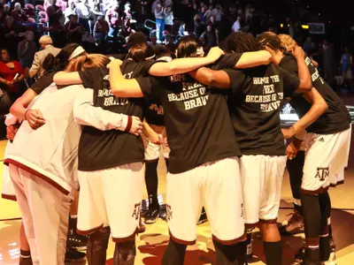 Team Huddle Veterans Appreciation