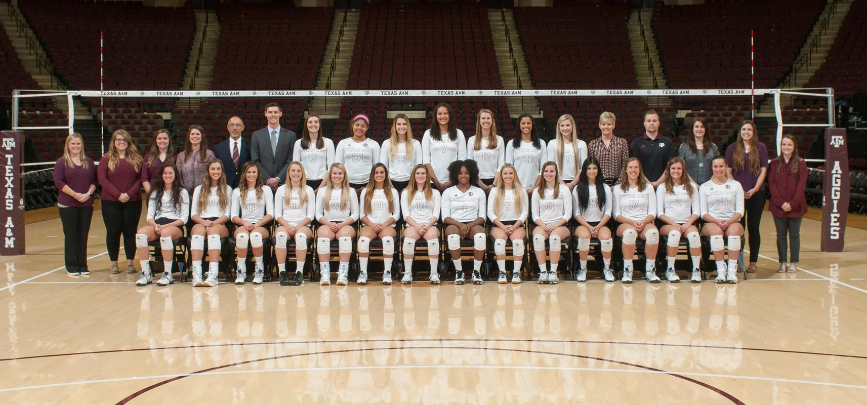 2016 Volleyball Team Picture