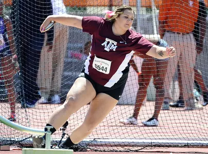 Shelbi Vaughan - TxRelays - discus 2016