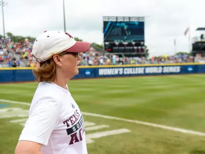 Jo Evans at WCWS