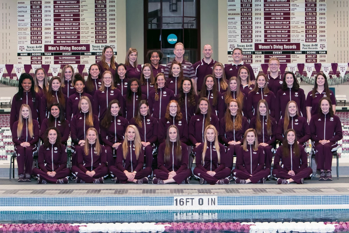 2016-17 Women's Swim & Dive Team