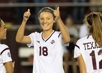 Addie McCain Gigem Thumbs