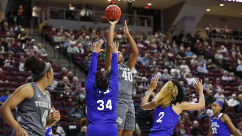 Ciera Johnson vs A&M-Corpus Christi