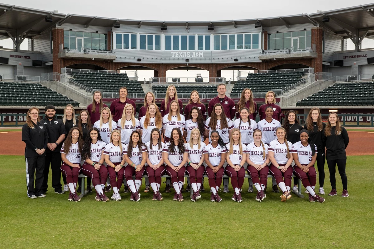 2019 Aggie Softball Team