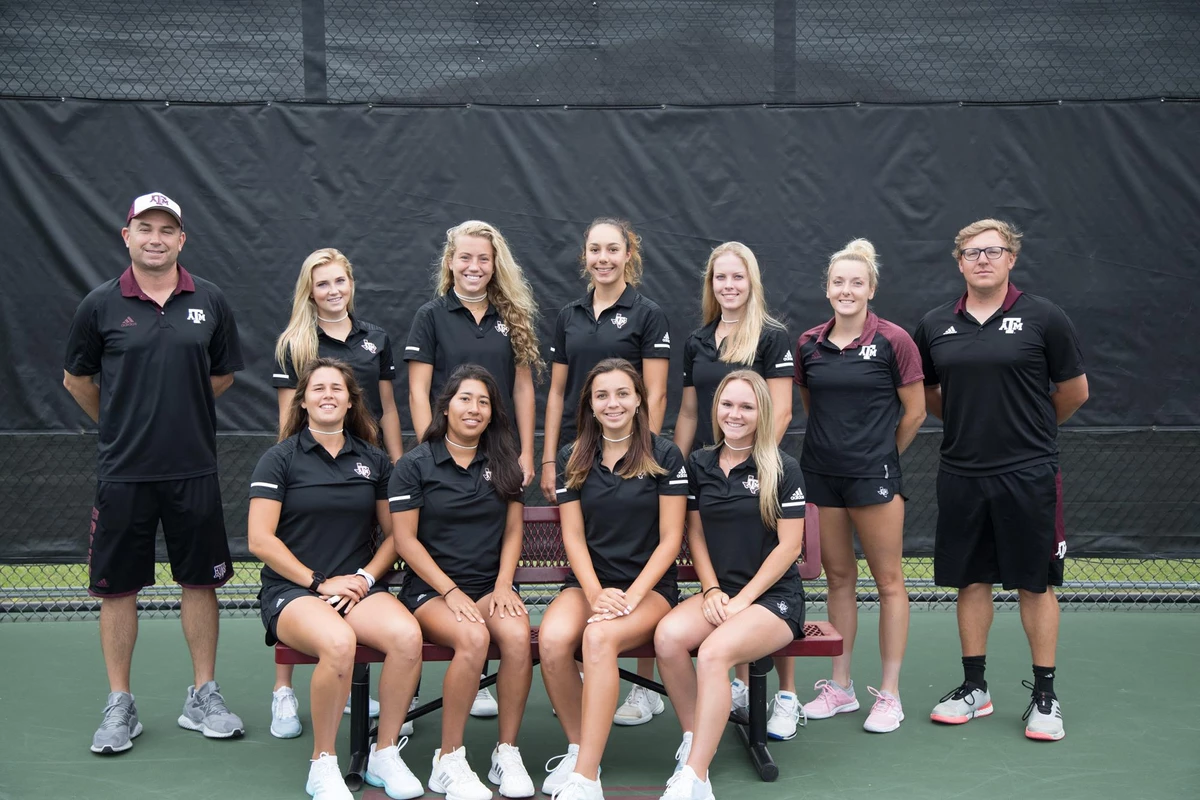 2018-19 Women's Tennis Team - April 2019 Update