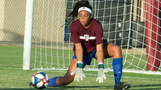 Shantel Hutton vs. Santa Clara