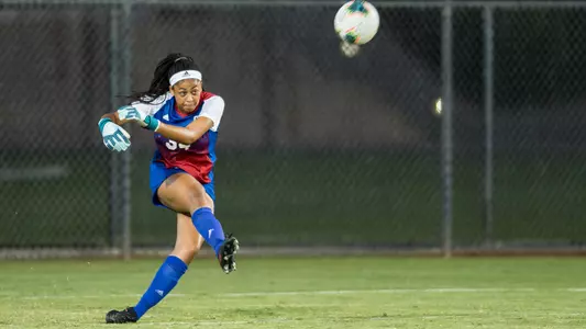 Shantel Hutton vs. Santa Clara