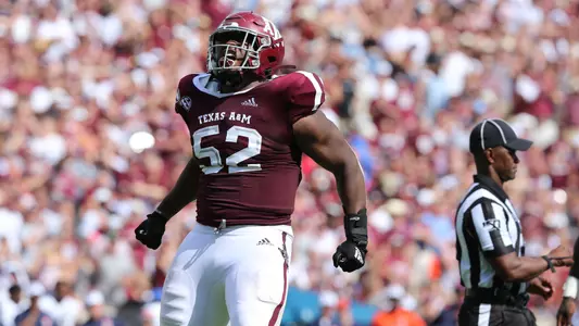 Justin Madubuike vs. Auburn