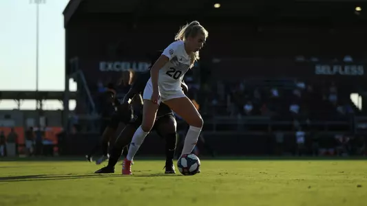 Asdis Halldorsdottir vs. Brown