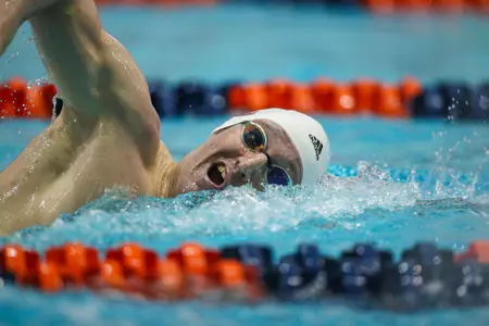 Mark Theall swimming in the 200 freestyle