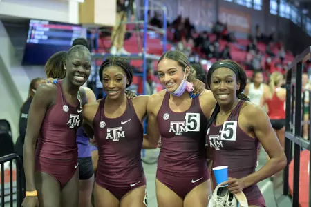 Athing Mu, Charokee Young, Dominique Mustin, Jania Martin