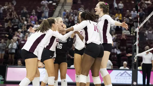 COLLEGE STATION, TX - 20211013 - Texas A&M Aggies Volleyball vs. Ole Miss Rebels