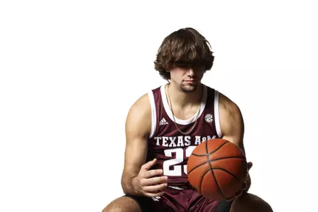 COLLEGE STATION, TX - July 14, 2021 - Zach Walker #23 of the Texas A&M Aggies during Texas A&M Aggies Men’s Basketball Photo Day at Kyle Field in College Station, TX. Photo By Bailey Orr/Texas A&M Athletics