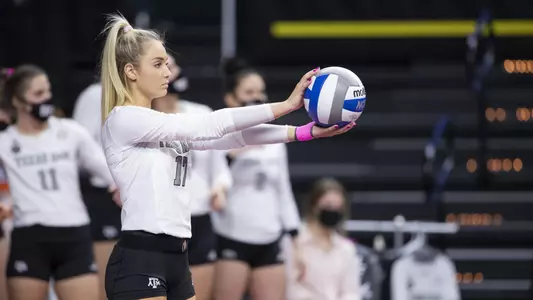 COLLEGE STATION, TX - 20210305 - Texas A&M Aggies Volleyball vs. Alabama Crimson Tide