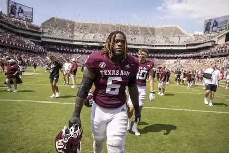 COLLEGE STATION, TX - September 18, 2021 - Defensive lineman Adarious Jones #6 of the Texas A&M Aggies during the game between the New Mexico Lobos and the Texas A&M Aggies at Kyle Field in College Station, TX. Photo By Craig Bisacre/Texas A&M Athletics