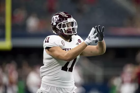 ARLINGTON, TX - September 25, 2021 - Tight end Blake Smith #11 of the Texas A&M Aggies during the game between the Arkansas Razorbacks and the Texas A&M Aggies at AT&T Stadium in Arlington, TX. Photo By Aiden Shertzer/Texas A&M Athletics