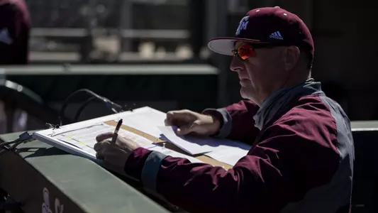 Coach Childress fills out his pitching charts