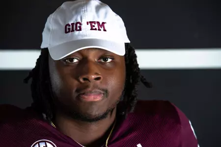 COLLEGE STATION, TX - July 27, 2021 - Offensive lineman Kenyon Green #55 of the Texas A&M Aggies during Texas A&M Aggies Football photo day in College Station, TX. Photo By Craig Bisacre/Texas A&M Athletics