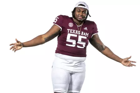 COLLEGE STATION, TX - July 27, 2021 - Offensive lineman Kenyon Green #55 of the Texas A&M Aggies during Texas A&M Aggies Football photo day in College Station, TX. Photo By Craig Bisacre/Texas A&M Athletics