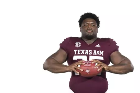 COLLEGE STATION, TX - August 08, 2021 - Defensive lineman McKinnley Jackson #35 of the Texas A&M Aggies during Texas A&M Aggies Football photo day in College Station, TX. Photo By Craig Bisacre/Texas A&M Athletics/Texas A&M Athletics