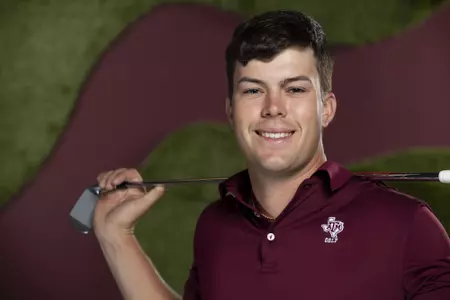 COLLEGE STATION, TX - August 26, 2021 - Walker Lee of the Texas A&M Aggies during Men’s Golf Photo Day in College Station, TX. Photo By Kate Luffman/Texas A&M Athletics