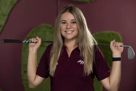 COLLEGE STATION, TX - August 26, 2021 - Ava Schwienteck of the Texas A&M Aggies during Women’s Golf Photo Day in College Station, TX. Photo By Kate Luffman/Texas A&M Athletics