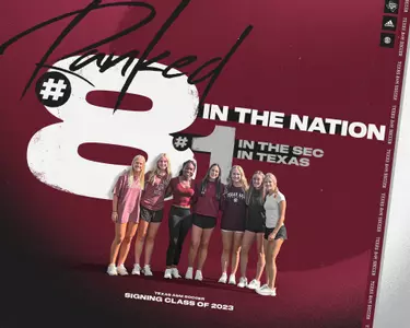 No. 8 Class ranking graphic featuring the seven signees.