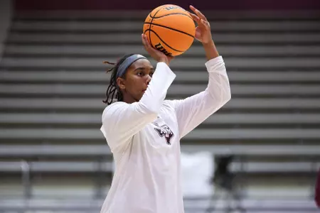 LITTLE ROCK, AR - December 06, 2022 - Guard Sydney Bowles #00 of the Texas A&M Aggies during the game between the Little Rock Trojans and the Texas A&M Aggies at Jack Stephens Center in Little Rock, AR. Photo By Ethan Mito/Texas A&M Athletics