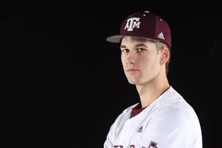 COLLEGE STATION, TX - January 12, 2022 - Infielder Ty Hodge #19 of the Texas A&M Aggies during Texas A&M Aggies Baseball photo day in College Station, TX. Photo By Craig Bisacre/Texas A&M Athletics