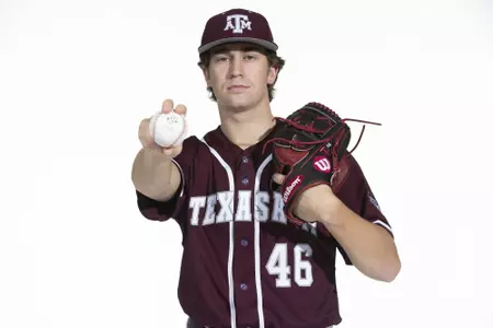 COLLEGE STATION, TX - January 12, 2022 - right hand pitcher Landon Ellington #46 of the Texas A&M Aggies during the Texas A&M Aggies 2022 Baseball Photo Day in The Studio in Kyle Field College Station, TX. Photo By Craig Bisacre/Texas A&M Athletics