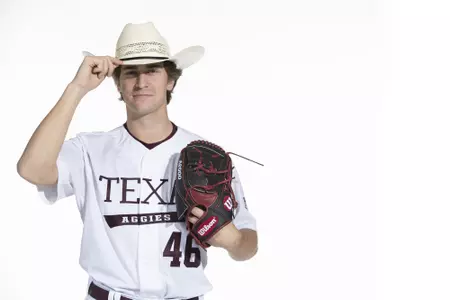 COLLEGE STATION, TX - January 12, 2022 - right hand pitcher Landon Ellington #46 of the Texas A&M Aggies during the Texas A&M Aggies 2022 Baseball Photo Day in The Studio in Kyle Field College Station, TX. Photo By Craig Bisacre/Texas A&M Athletics