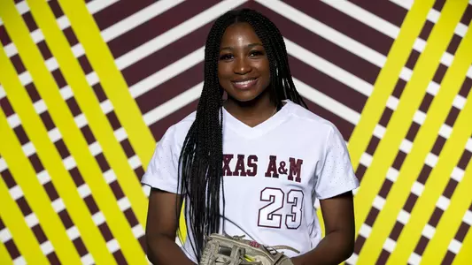 COLLEGE STATION, TX - 20220120 - Texas A&M Aggies Softball Photo Day