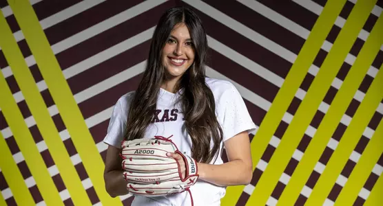 COLLEGE STATION, TX - 20220318 - Texas A&M Aggies Softball Photo Day