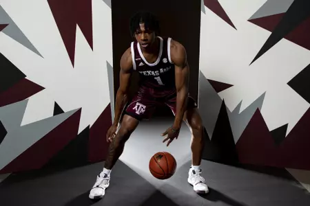 COLLEGE STATION, TX - July 20, 2022 - Khalen Robinson during Texas A&M Aggies Men's Basketball photo day in College Station, TX. Photo By Kate Luffman/Texas A&M Athletics