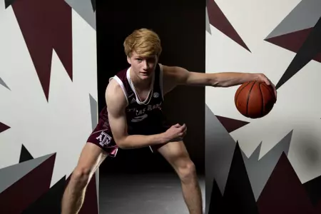 COLLEGE STATION, TX - July 20, 2022 - Hayden Hefner during Texas A&M Aggies Men's Basketball photo day in College Station, TX. Photo By Kate Luffman/Texas A&M Athletics