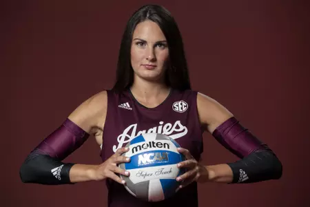 COLLEGE STATION, TX - August 12, 2022 - Setter Elena Karakasi #6 of the Texas A&M Aggies during Texas A&M Aggies Volleyball photo day in College Station, TX. Photo By Aiden Shertzer/Texas A&M Athletics