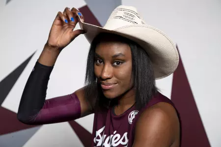 COLLEGE STATION, TX - August 12, 2022 - Outside Hitter/Right Side Hitter Destiny Cox #1 of the Texas A&M Aggies during Texas A&M Aggies Volleyball photo day in College Station, TX. Photo By Brendall O'Banon/Texas A&M Athletics