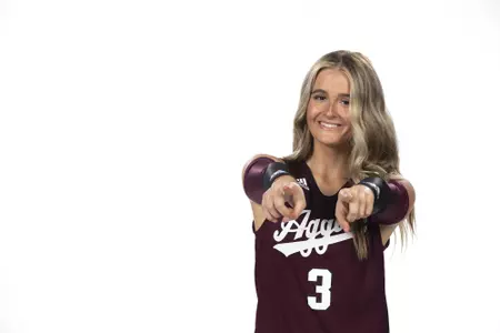 COLLEGE STATION, TX - August 12, 2022 - Libero/Defensive specialist Brooke Frazier #3 of the Texas A&M Aggies during Texas A&M Aggies Volleyball photo day in College Station, TX. Photo By Kate Luffman/Texas A&M Athletics