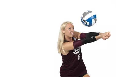COLLEGE STATION, TX - August 12, 2022 - Libero/Defensive specialist Lauren Hogan #8 of the Texas A&M Aggies during Texas A&M Aggies Volleyball photo day in College Station, TX. Photo By Kate Luffman/Texas A&M Athletics